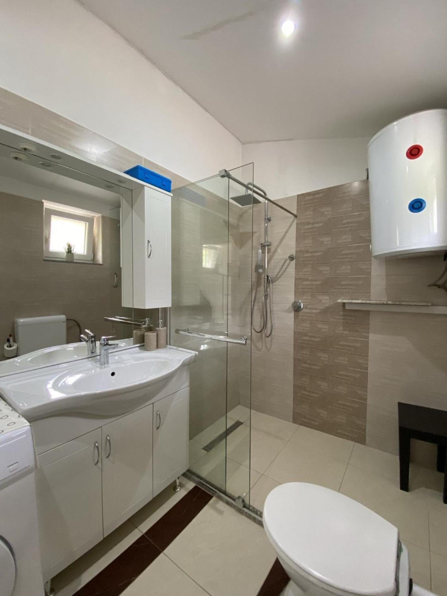 Apartments Ema Ловран Экстерьер фото